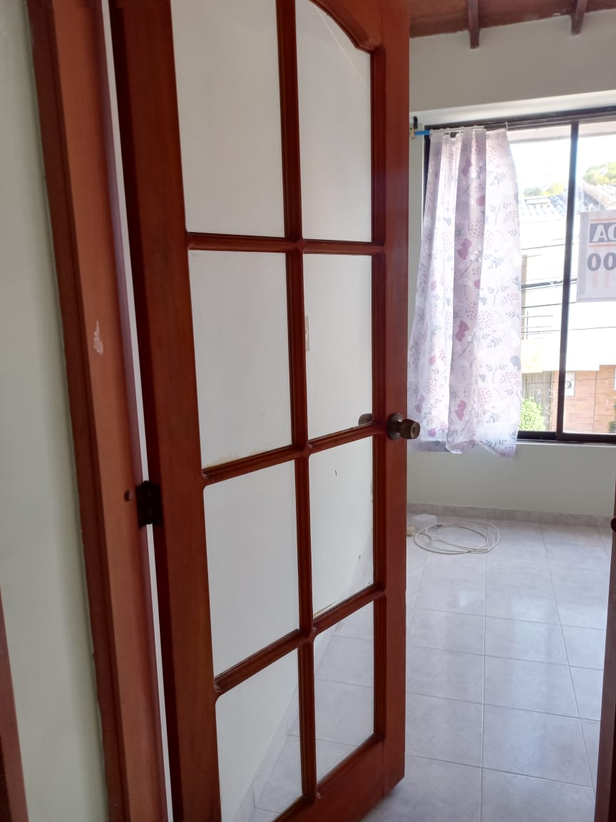 Casa en venta en Los Corales, Pereira · foto 6 de 17