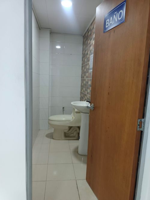 Casa de 4 alcobas en venta en Castilla, Bogotá, 452 m² · foto 9 de 22