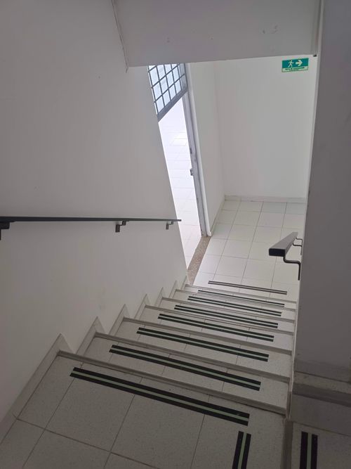Casa de 4 alcobas en venta en Castilla, Bogotá, 452 m² · foto 16 de 22