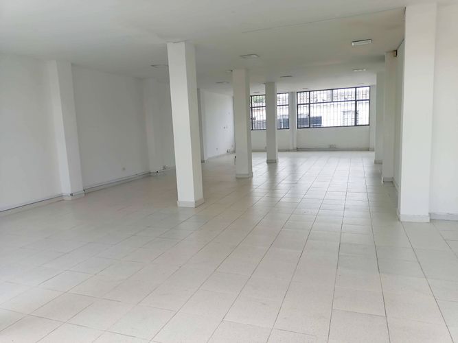 Casa de 4 alcobas en venta en Castilla, Bogotá, 452 m² · foto 21 de 22