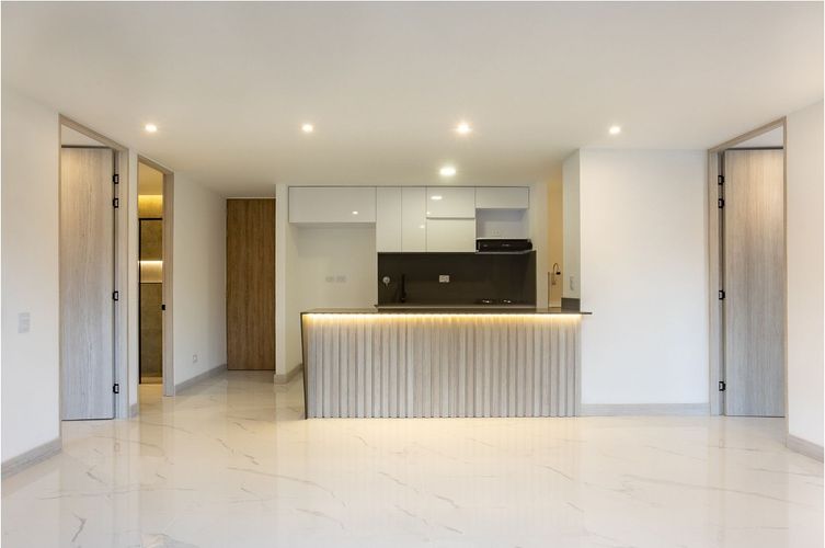 Apartamento de 2 alcobas en venta en San Jose, Sabaneta, 73 m² · foto 5 de 17