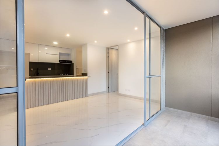 Apartamento de 2 alcobas en venta en San Jose, Sabaneta, 73 m² · foto 11 de 17