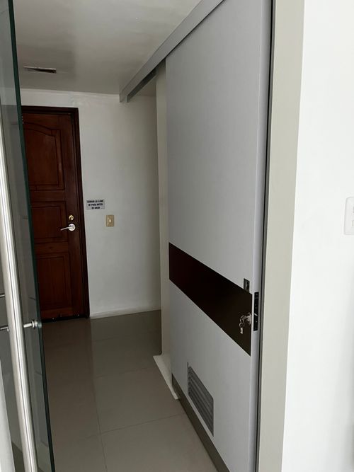 Consultorio en venta en Cambulos, Pereira, 35 m² · foto 9 de 9
