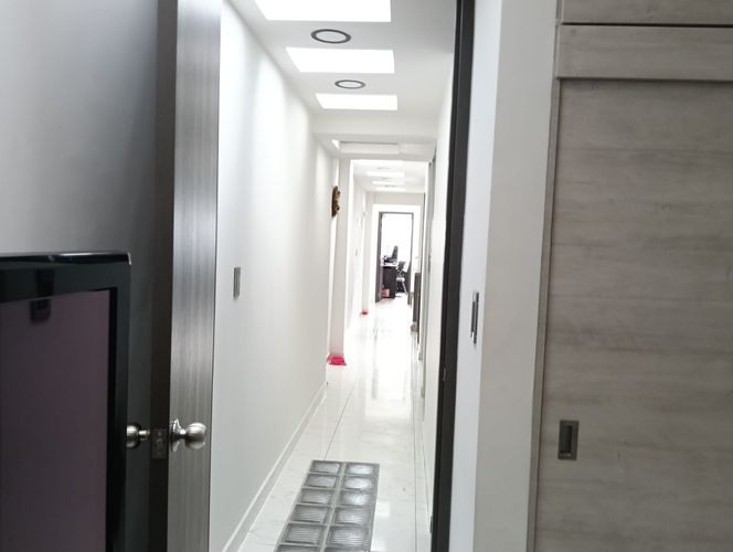 Casa de 6 alcobas en venta en Los Laureles, Manizales, 157 m² · foto 2 de 13
