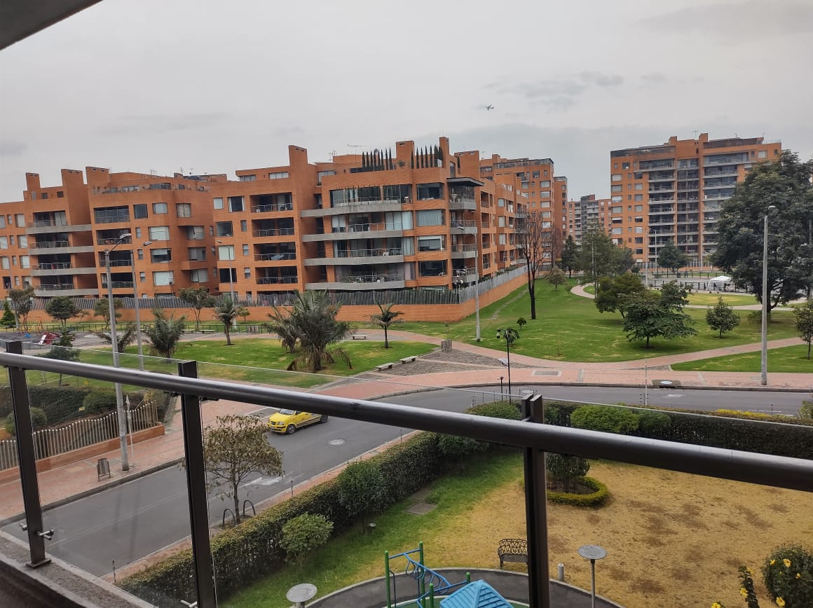 Apartamento en venta en Ciudad Salitre Occidental, Bogotá · foto 2 de 20