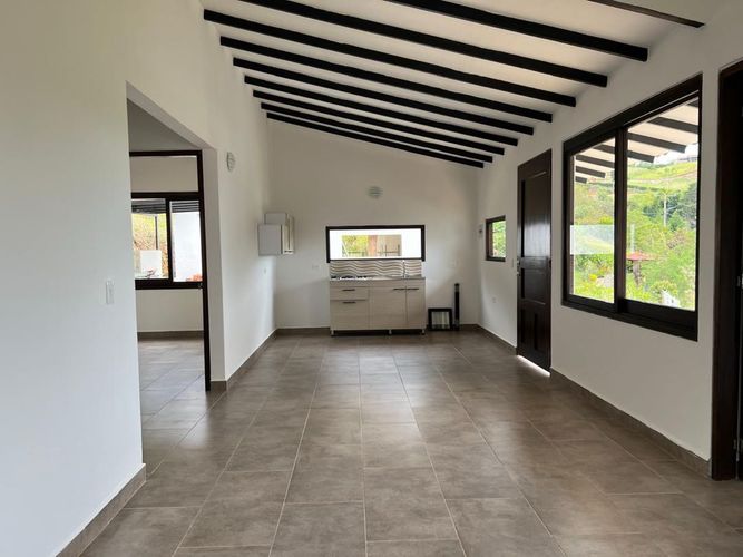 Casa de 6 alcobas en venta en Cali, 700 m² · foto 19 de 20