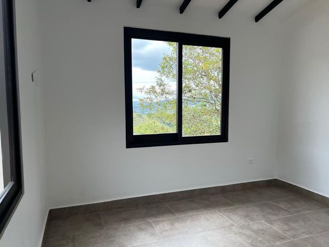 Casa de 6 alcobas en arriendo en Cali, 700 m² · foto 17 de 20
