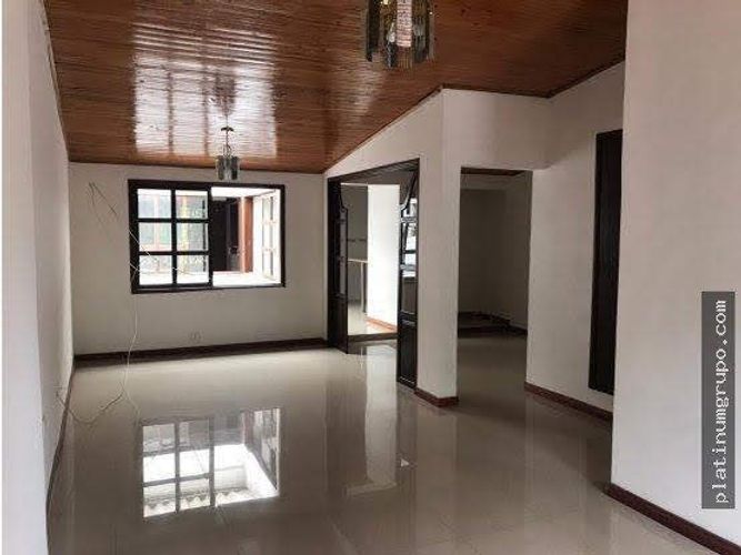 Casa de 6 alcobas en venta en La Esmeralda, Cali, 120 m² · foto 3 de 24