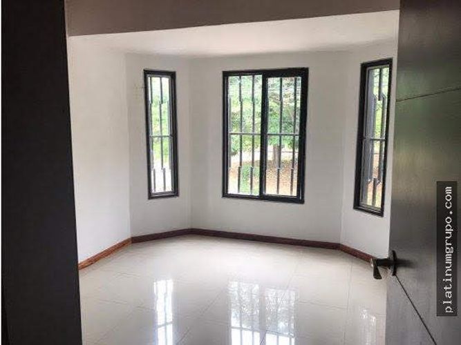 Casa de 6 alcobas en venta en La Esmeralda, Cali, 120 m² · foto 4 de 24
