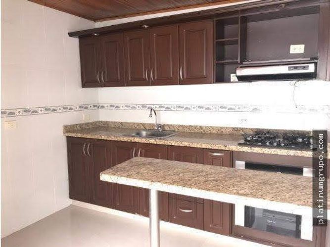 Casa de 6 alcobas en venta en La Esmeralda, Cali, 120 m² · foto 7 de 24