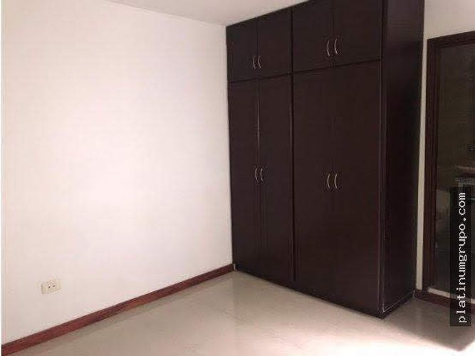Casa de 6 alcobas en venta en La Esmeralda, Cali, 120 m² · foto 8 de 24