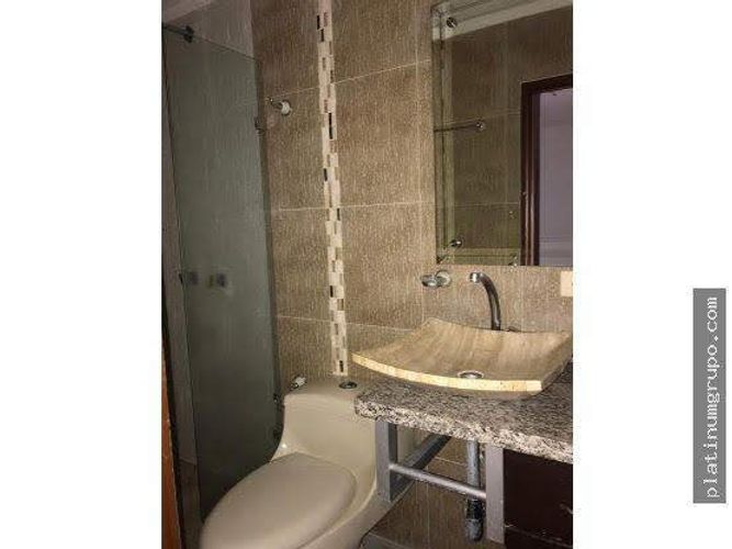 Casa de 6 alcobas en venta en La Esmeralda, Cali, 120 m² · foto 10 de 24