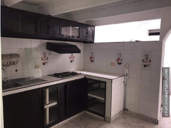Casa de 6 alcobas en venta en La Esmeralda, Cali, 120 m² · foto 12 de 24