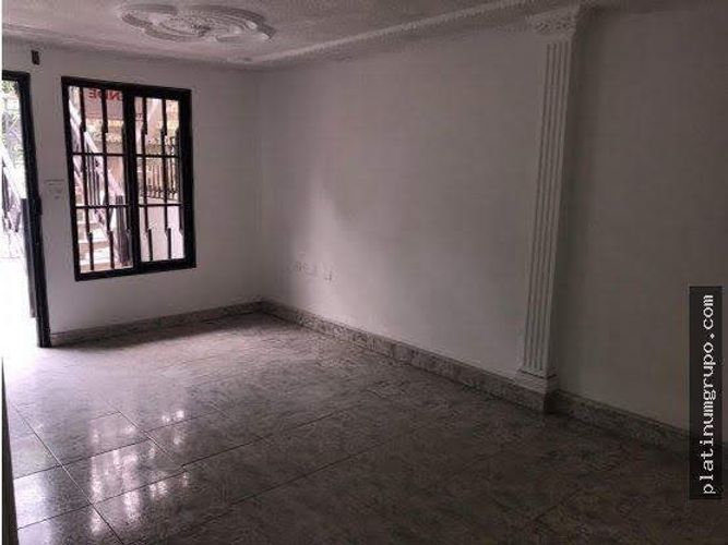 Casa de 6 alcobas en venta en La Esmeralda, Cali, 120 m² · foto 16 de 24