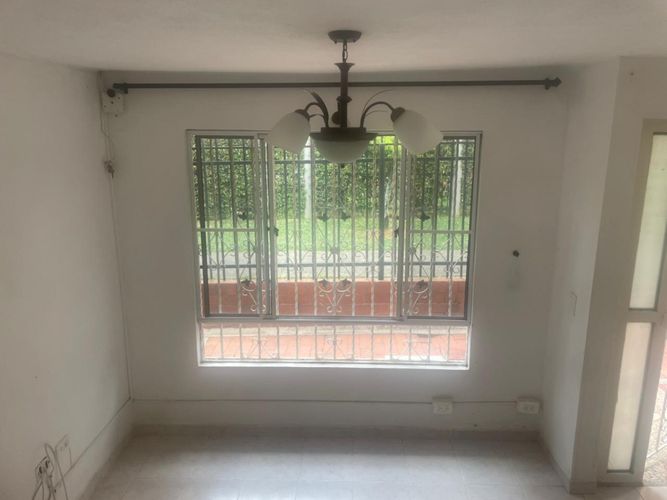 Casa de 4 alcobas en venta en Caney, Cali, 150 m² · foto 9 de 12
