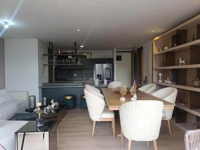 Apartamento de 2 alcobas en arriendo en El Poblado, Medellín, 115 m² · foto 4 de 20