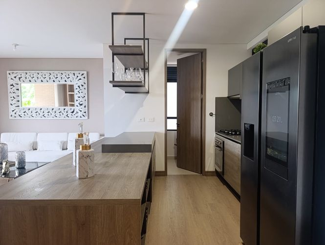 Apartamento de 2 alcobas en arriendo en El Poblado, Medellín, 115 m² · foto 8 de 20