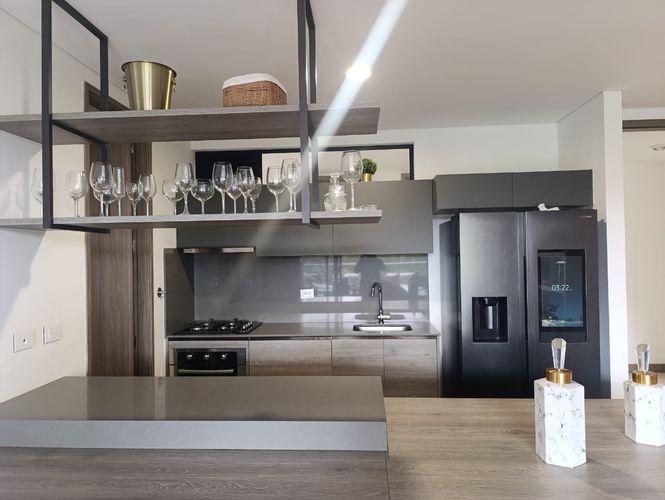 Apartamento de 2 alcobas en arriendo en El Poblado, Medellín, 115 m² · foto 9 de 20