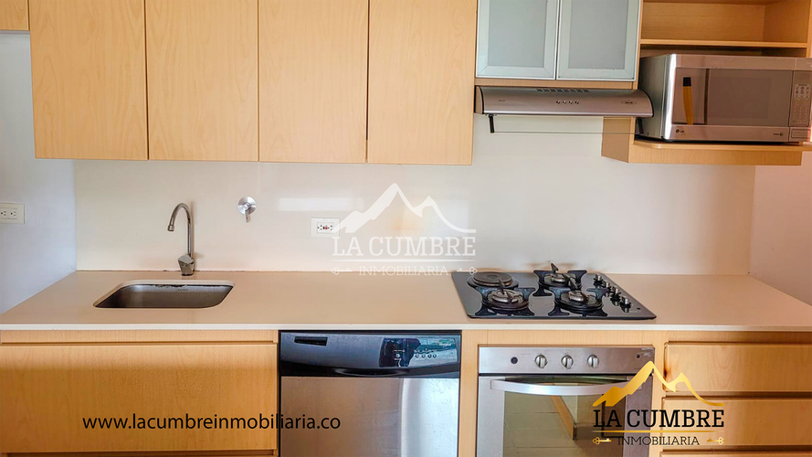 Apartamento de 3 alcobas en arriendo en Loma Benedictinos, Medellín, 112 m² · foto 6 de 11