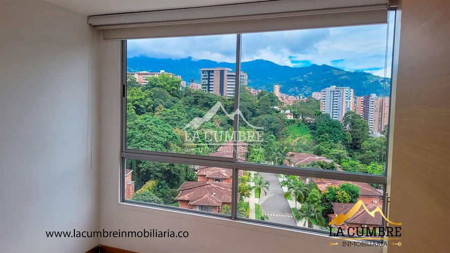 Apartamento de 3 alcobas en arriendo en Loma Benedictinos, Medellín, 112 m² · foto 10 de 11