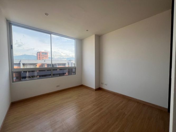 Apartamento de 3 alcobas en arriendo en Loma Benedictinos, Envigado, 143 m² · foto 15 de 19