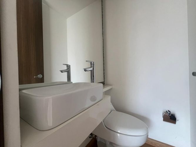 Apartamento de 3 alcobas en arriendo en Loma Benedictinos, Envigado, 143 m² · foto 17 de 19