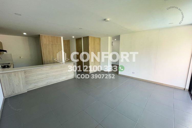 Apartamento de 3 alcobas en arriendo en Loma Del Escobero, Envigado, 95 m² · foto 2 de 24