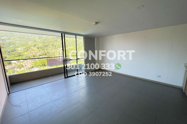 Apartamento de 3 alcobas en arriendo en Loma Del Escobero, Envigado, 95 m² · foto 3 de 24