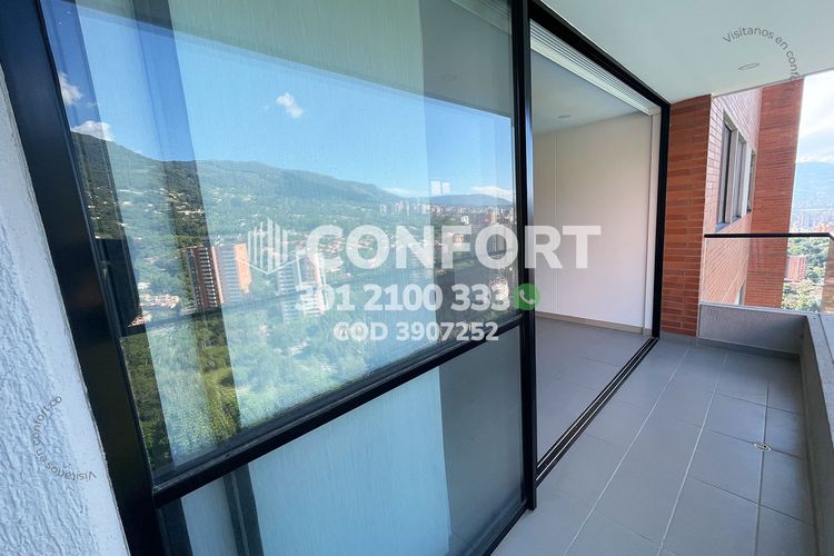 Apartamento de 3 alcobas en arriendo en Loma Del Escobero, Envigado, 95 m² · foto 5 de 24