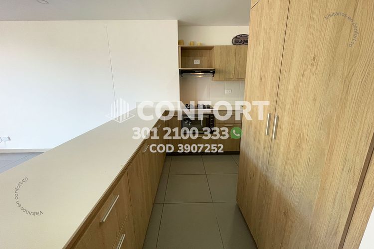 Apartamento de 3 alcobas en arriendo en Loma Del Escobero, Envigado, 95 m² · foto 7 de 24