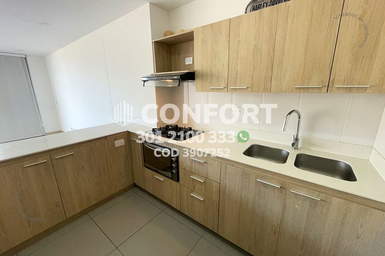 Apartamento de 3 alcobas en arriendo en Loma Del Escobero, Envigado, 95 m² · foto 8 de 24