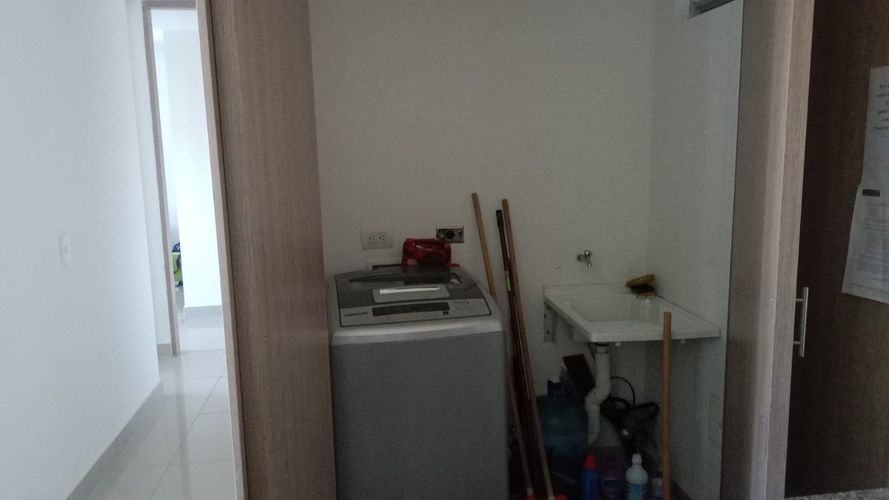 Apartamento de 2 alcobas en venta en Ricaurte, 79 m² · foto 13 de 14