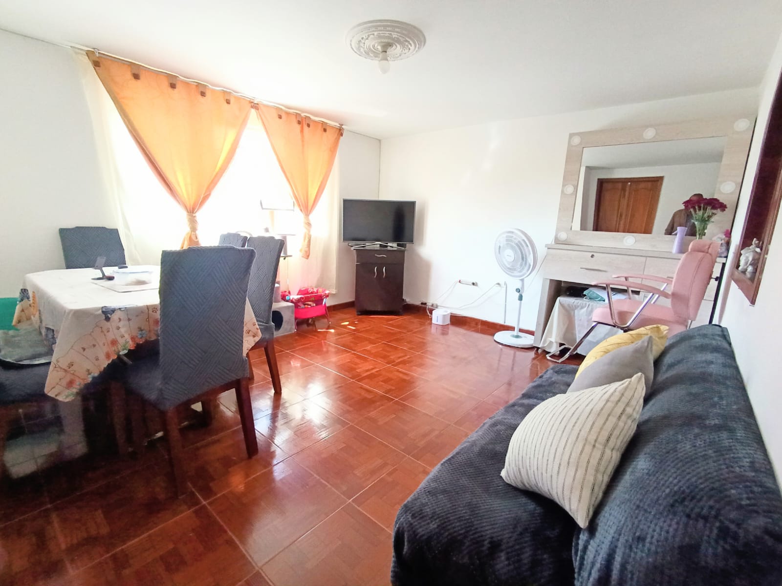 Casa en venta en Fontibon, Bogotá · foto 5 de 24