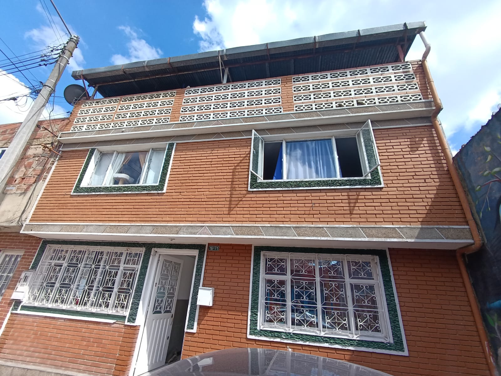 Casa en venta en Fontibon, Bogotá · foto 2 de 24