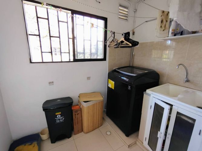 Casa de 3 alcobas en venta en Lorena, Medellín, 102 m² · foto 23 de 24