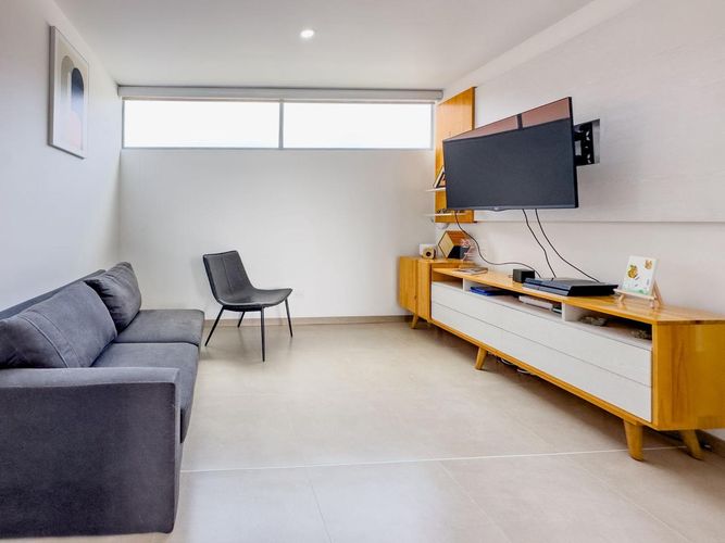 Apartamento de 3 alcobas en arriendo en El Poblado, Medellín, 134 m² · foto 6 de 16