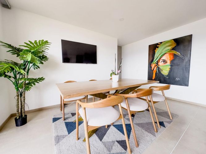 Apartamento de 3 alcobas en arriendo en El Poblado, Medellín, 134 m² · foto 9 de 16