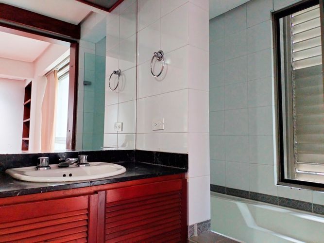 Apartamento de 3 alcobas en venta en Las Lomas, Medellín, 225 m² · foto 17 de 18