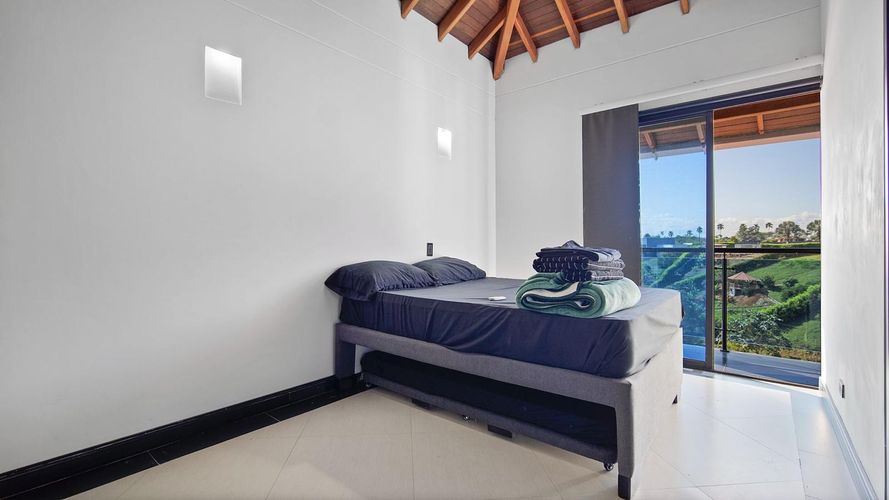Casa de 6 alcobas en venta en Pueblito Cafetero, Pereira, 389 m² · foto 16 de 24