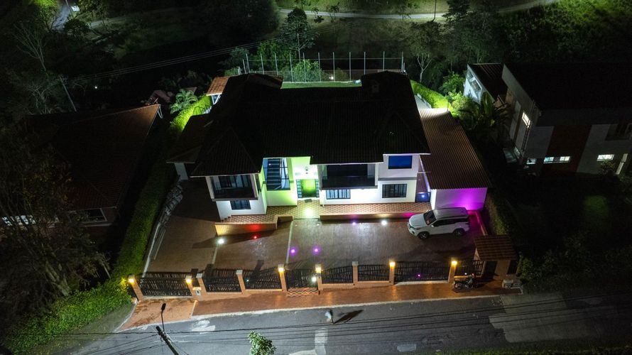 Casa de 6 alcobas en venta en Pueblito Cafetero, Pereira, 389 m² · foto 3 de 24