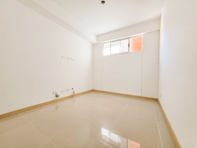 Apartamento de 3 alcobas en venta en Loma De Las Brujas, Envigado, 128 m² · foto 9 de 18