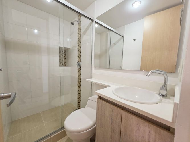 Apartamento de 3 alcobas en venta en Loma De Las Brujas, Envigado, 128 m² · foto 12 de 18