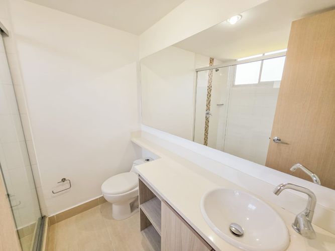 Apartamento de 3 alcobas en venta en Loma De Las Brujas, Envigado, 128 m² · foto 17 de 18