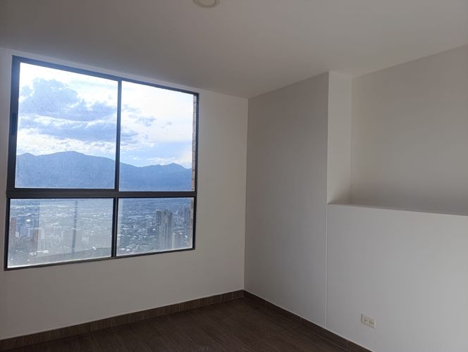Apartamento de 3 alcobas en arriendo en El Poblado, Medellín, 143 m² · foto 10 de 18