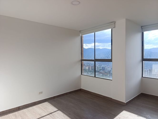Apartamento de 3 alcobas en arriendo en El Poblado, Medellín, 143 m² · foto 13 de 18