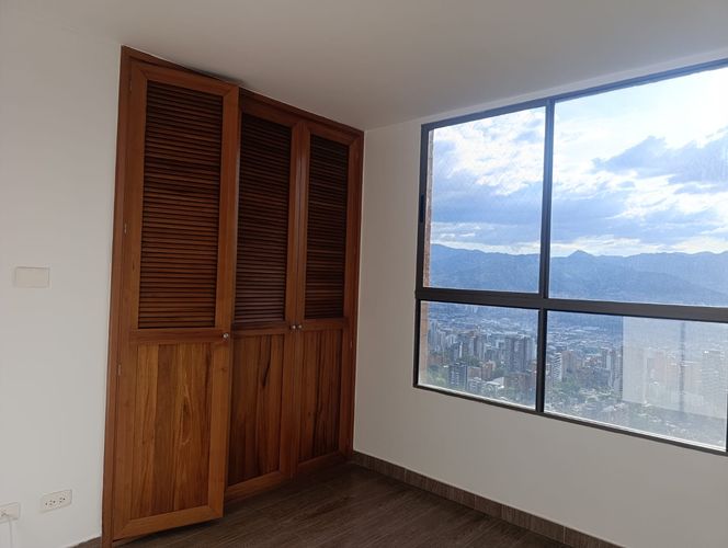 Apartamento de 3 alcobas en arriendo en El Poblado, Medellín, 143 m² · foto 14 de 18