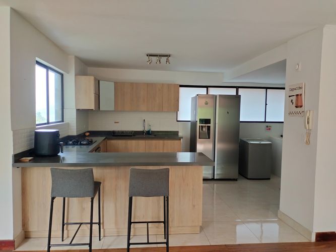 Apartamento de 3 alcobas en arriendo en Las Lomas, Medellín, 110 m² · foto 6 de 16