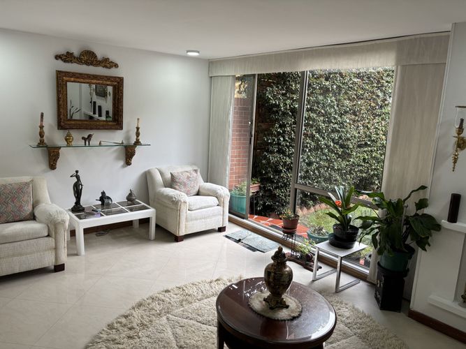 Casa de 3 alcobas en venta en Casa Blanca, Bogotá, 137 m² · foto 3 de 14