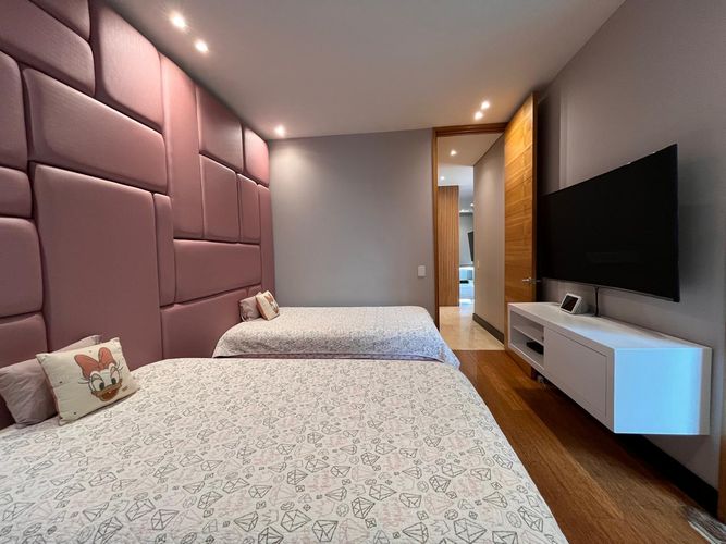 Apartamento de 3 alcobas en venta en El Poblado, Medellín, 245 m² · foto 14 de 20