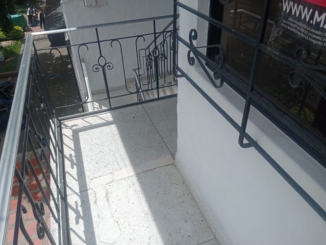 Oficina en arriendo en Laureles, Medellín, 200 m² · foto 17 de 19